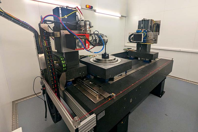 UltraTom CT Scanner - Helmholtz-Zentrum Berlin